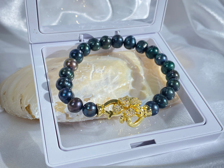 Handmade Deep Green Freshwater pearls Bracelet - pearlsclam